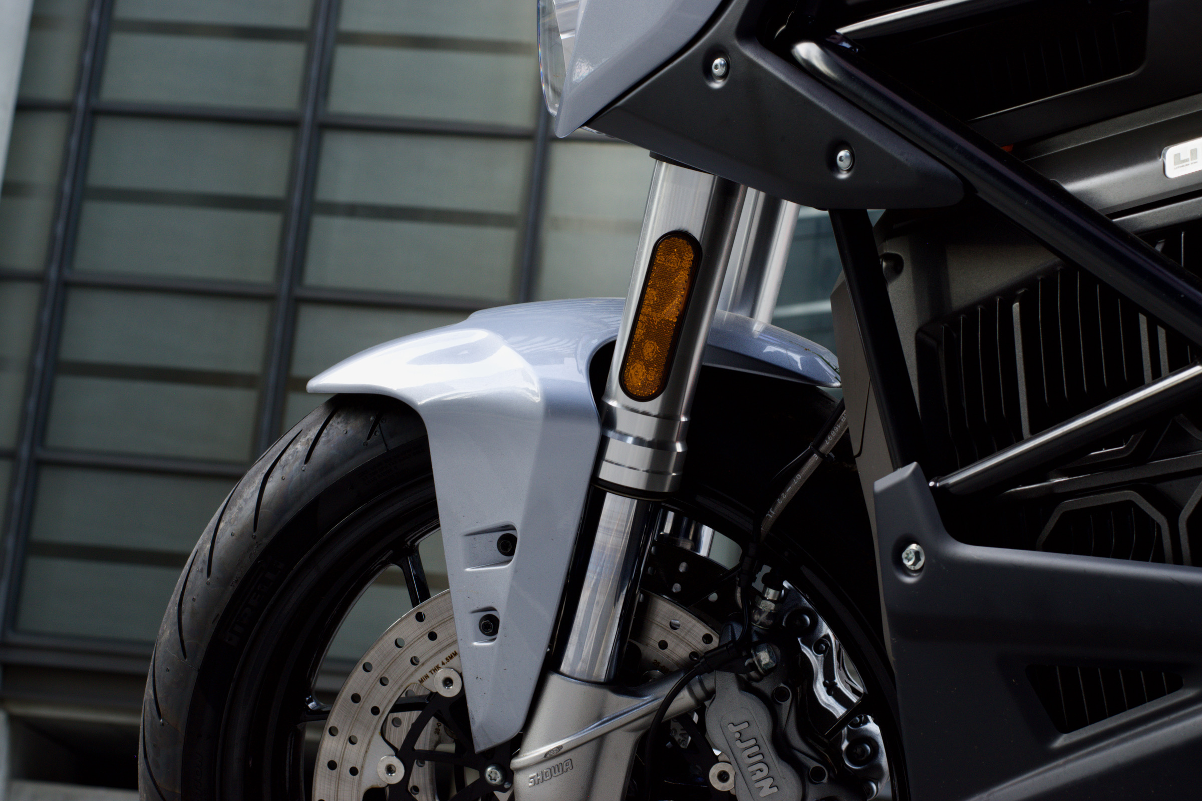 Zero S front wheel details